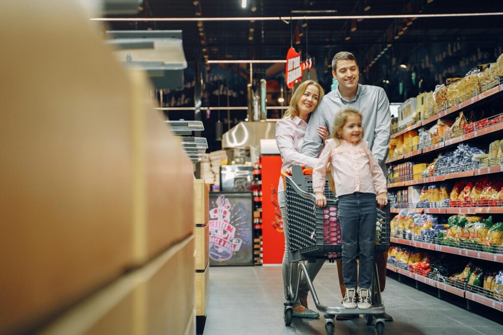 UK family grocery shopping